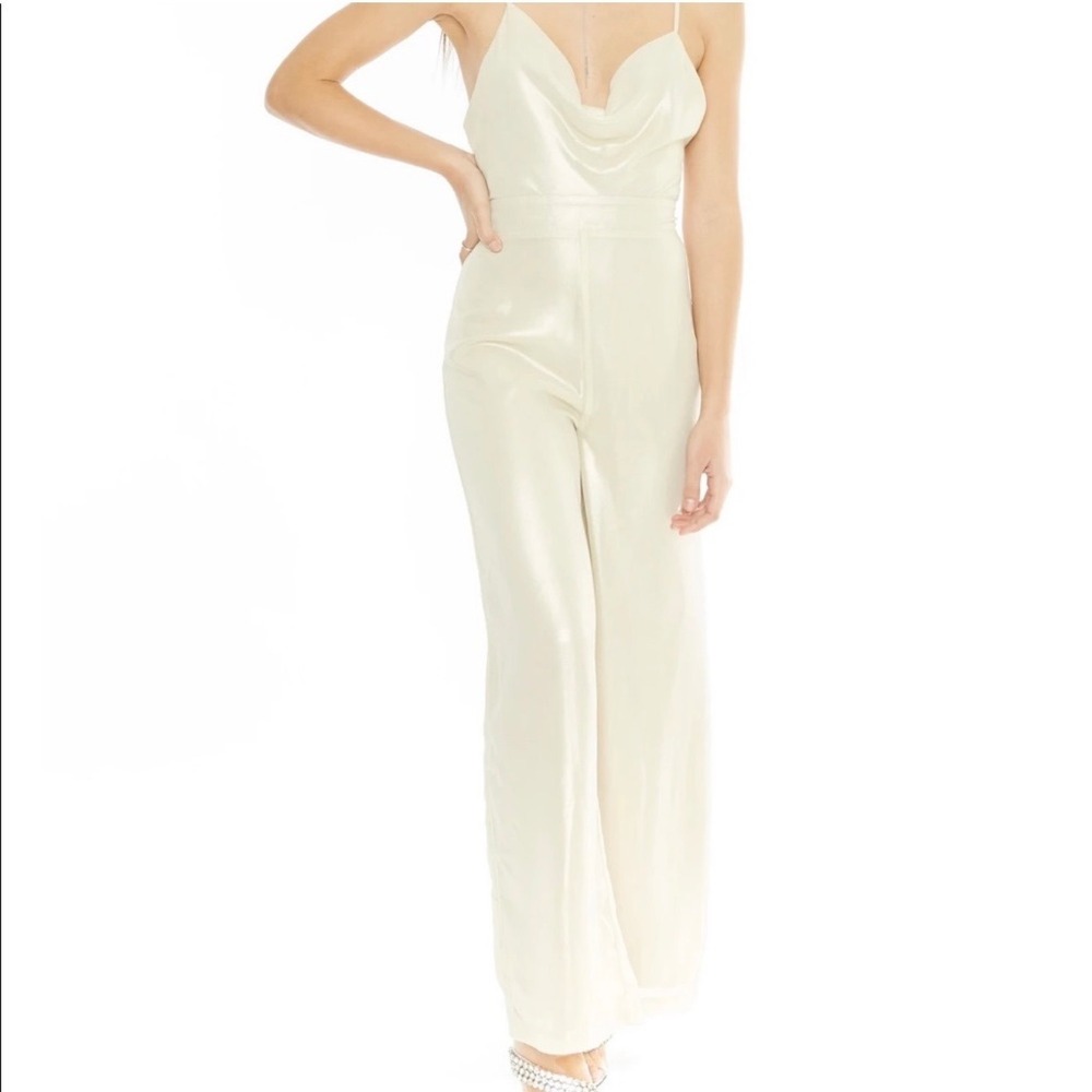 4SI3NNA‎ Gold Shimmer Cowl Neck Open Back Jumpsuit Large
